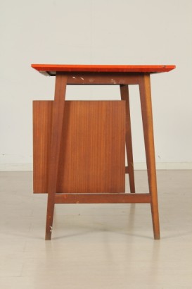 modernariato, tavoli, scrivania anni 50/60, scrivania anni 50, scrivania anni 60, scrivania produzione italiana, scrivania
