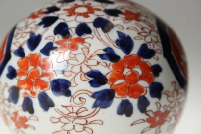 Coppia di vasetti in ceramica