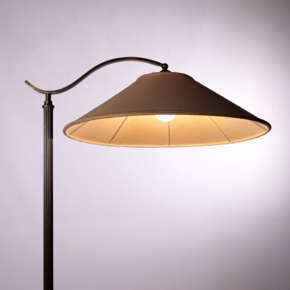 Lampada a terra