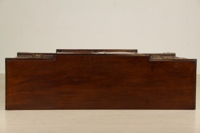 credenza di antiquariato, credenza in stile vittoriano, credenza della seconda metÃ  del 1800 prodotta in inghilterra, credenza in mogano