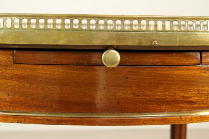 bottega del 900, mobili in stile, tavolo rotondo, tavolo neoclassico, tavolo XX secolo, tavolo del 900, tavolo italia, tavolo mogano, tavolo