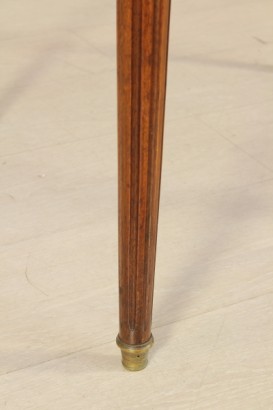 bottega del 900, mobili in stile, tavolo rotondo, tavolo neoclassico, tavolo XX secolo, tavolo del 900, tavolo italia, tavolo mogano, tavolo