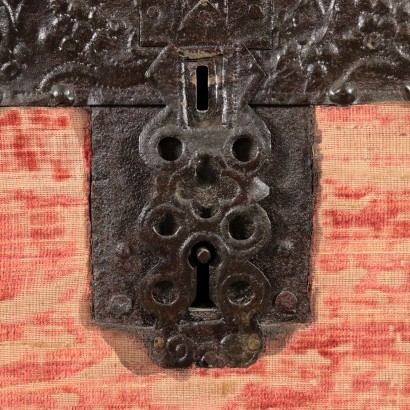 antiquariato, baule, antiquariato bauli, baule antico, baule antico italiano, baule di antiquariato, baule neoclassico, baule del 800,Baule da Viaggio in Stile Rinascimentale