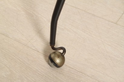 carrello di modernariato, carrellino porta tv anni 50, struttura tubolare in metallo, rotelle girevoli, piani di appoggio in vetro
