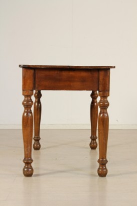 Bottega del 900, Walnut table umbertino, end table, table 800 800, table, Walnut table Italy umbertino table, table