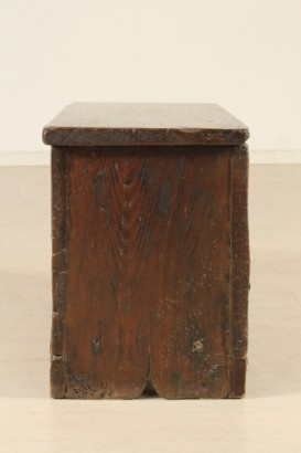 antiques, furniture, chest, chest in solid chestnut, chest half 800, 800 chest, chest Italy, chest