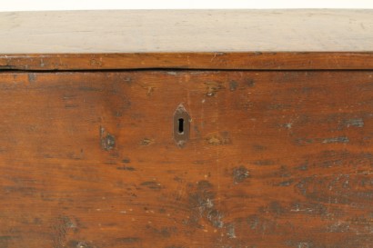 antiques, furniture, chest, chest in solid chestnut, chest half 800, 800 chest, chest Italy, chest