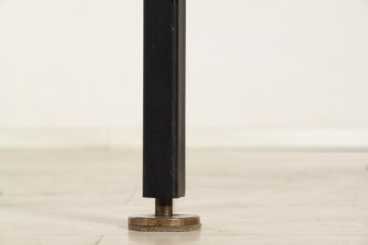 tavolino di modernariato, tavolino in metallo anni 50, piedini in ottone, teak e impiallacciato in teak