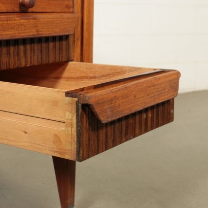 modernariato, modernariato di design, scrivania, scrivania modernariato, scrivania di modernariato, scrivania italiana, scrivania vintage, scrivania anni '60, scrivania design anni 60