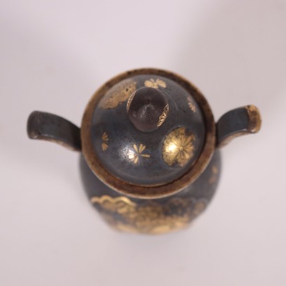 Komai Incense Burner Iron Japan Meiji Period (1869-1912)