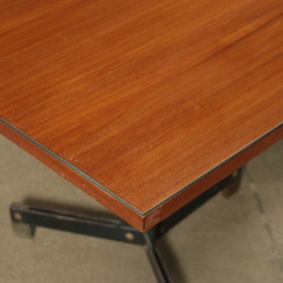modernariato, modernariato di design, tavolo, tavolo modernariato, tavolo di modernariato, tavolo italiano, tavolo vintage, tavolo anni '60, tavolo design anni 60
