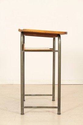 pupitre moderno, pupitre con estructura metálica, tapa de madera de haya