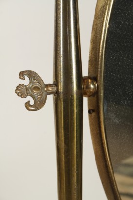 toilette di modernariato, toilette con piano in marmo a fagiolo, ripiano intermedio in legno, specchio con cornice in ottone, toilette anni 30