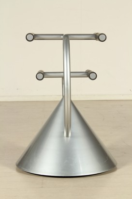 objets de collection, accessoires tv, ron arad, tv armoire, tv armoire, tv des années 80, années 90, le port 80/90 ans tv, meuble tv