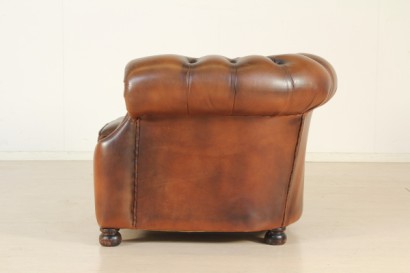 modernariato, complementi, poltrona chesterfield, poltron produzione italiana, poltrona anni 50, poltrona
