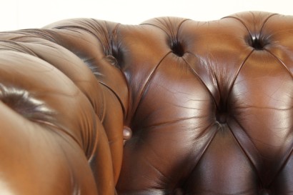 modernariato, complementi, poltrona chesterfield, poltron produzione italiana, poltrona anni 50, poltrona