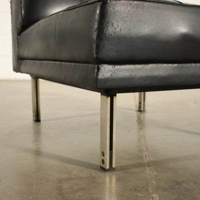 modernariato, modernariato di design, poltrona, poltrona modernariato, poltrona di modernariato, poltrona italiana, poltrona vintage, poltrona anni '60, poltrona design anni 60,Poltrona Anni 60