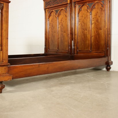 Letto in Stile Neogotico