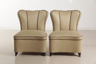 coppia di poltroncine di modernariato, poltroncine anni 40, imbottitura in espanso, rivestimento in tessuto