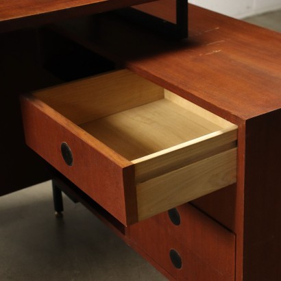 modernariato, modernariato di design, scrivania, scrivania modernariato, scrivania di modernariato, scrivania italiana, scrivania vintage, scrivania anni '60, scrivania design anni 60