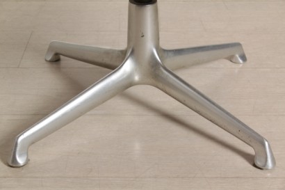 Silla años 50-60_7801 Silla de eslabón giratorio de la modernidad, 50-60 años silla, silla de eslabón giratorio sobre base de aluminio, cubierta de cielo