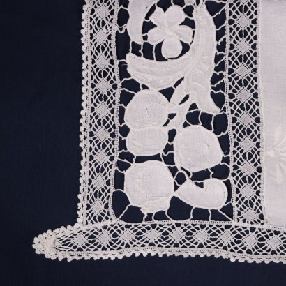 Falx Tablecloth With 12 Napkins 20th Century