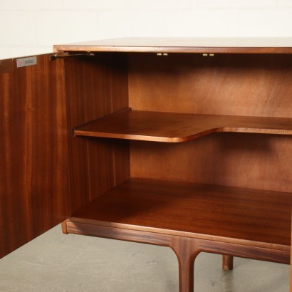 antiguo moderno, diseño moderno, aparador, aparador moderno, aparador moderno, aparador italiano, aparador vintage, aparador de los años 60, diseño de aparador de los años 60