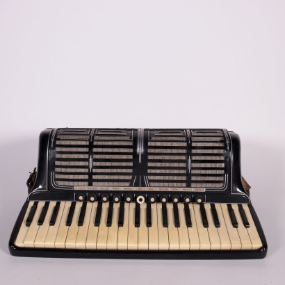modernariato, modernariato di design, strumento musicale, strumento musicale modernariato, strumento musicale di modernariato, strumento musicale italiano, strumento musicale vintage, strumento musicale anni '60, strumento musicale design anni 60