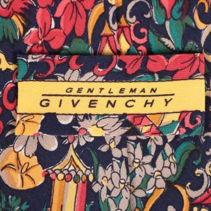 #vintage #abbigliamentovintage #abitivintage #vintagemilano #modavintage @vintageuomo,Cravatta Vintage Givenchy