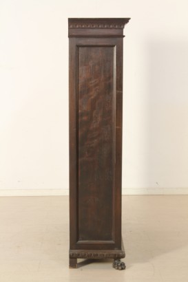 Piccola libreria_78901 piccola libreria, impiallaccio in noce, zampe ferine