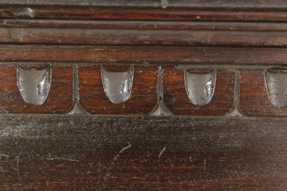 Piccola libreria_78905 piccola libreria, impiallaccio in noce, zampe ferine