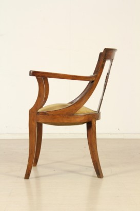 Sillón_78918 un estilo del Imperio Sillón, góndola, Sillón de madera maciza de nogal
