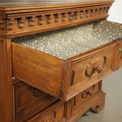 Chest Of Drawers Walnut Italy 18th Century