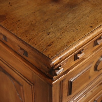 Chest Of Drawers Walnut Italy 18th Century