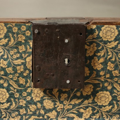 Chest Of Drawers Walnut Italy 18th Century