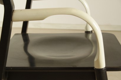 quatre chaises des années 70-80, quatre chaises du modernisme, quatre chaises en bois