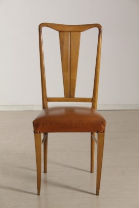 quatre chaises du modernisme, quatre ans de chaises 40, chaises en hêtre, assise rembourrée, ciel enveloppe