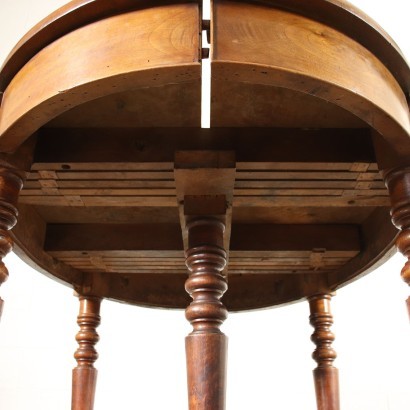 Table Extensible, Noyer, Italie, '800.