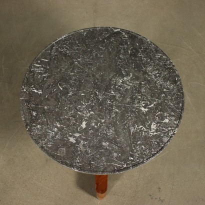 antiguo, mesa, mesa antigua, mesa antigua, mesa italiana antigua, mesa antigua, mesa neoclásica, mesa del siglo XIX, Restauración francesa de Gueridon