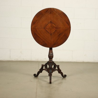 antiquariato, tavolino, antiquariato tavolini, tavolino antico, tavolino antico italiano, tavolino di antiquariato, tavolino neoclassico, tavolino del 800,Tavolino a Vela Neogotico