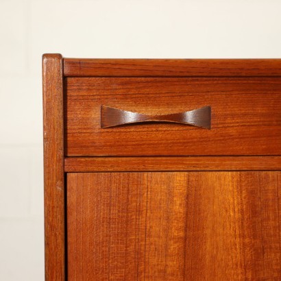 modernariato, modernariato di design, credenza, credenza modernariato, credenza di modernariato, credenza italiana, credenza vintage, credenza anni '60, credenza design anni 60