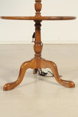 Tavolino con lampada_80201 Tavolino con lampada