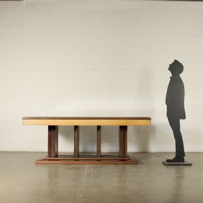 Table Walnut and Burl Veneer Italy 1020s-1930s