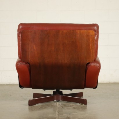 modernariato, modernariato di design, poltrona, poltrona modernariato, poltrona di modernariato, poltrona italiana, poltrona vintage, poltrona anni '60, poltrona design anni 60