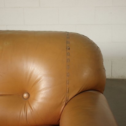 modernariato, modernariato di design, poltrona, poltrona modernariato, poltrona di modernariato, poltrona italiana, poltrona vintage, poltrona anni '60, poltrona design anni 60