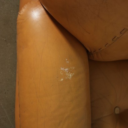 modernariato, modernariato di design, poltrona, poltrona modernariato, poltrona di modernariato, poltrona italiana, poltrona vintage, poltrona anni '60, poltrona design anni 60