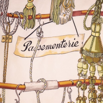 #vintage #clothingovintage #abitivintage #vintagemilano #modavintage #vintageparis #vintagefoulard #foulardhermes