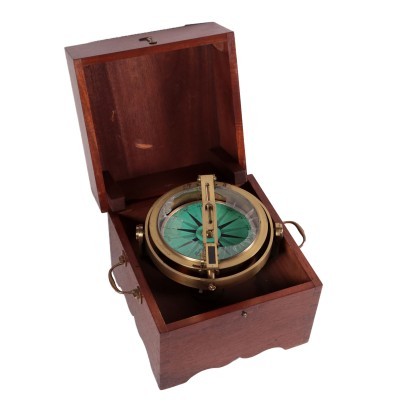 antique, scientific instrument, antique scientific instrument, ancient scientific instrument, ancient Italian scientific instrument, antique scientific instrument, neoclassical scientific instrument, scientific instrument of the 19th century