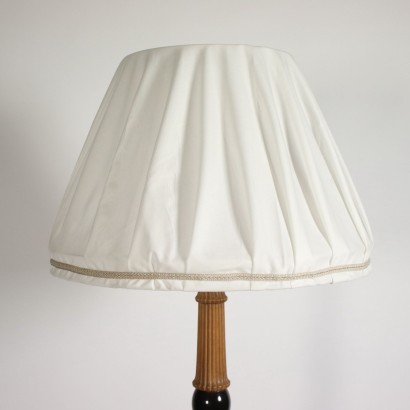 Lampadaire Bois Noirci Marbre - Italie XX Siècle.