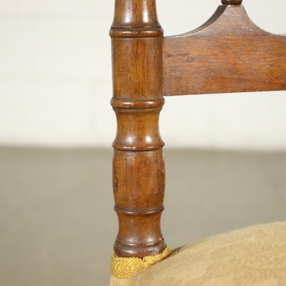 Gruppe von 4 Stühle Nussbaum Italien XIX Jhd